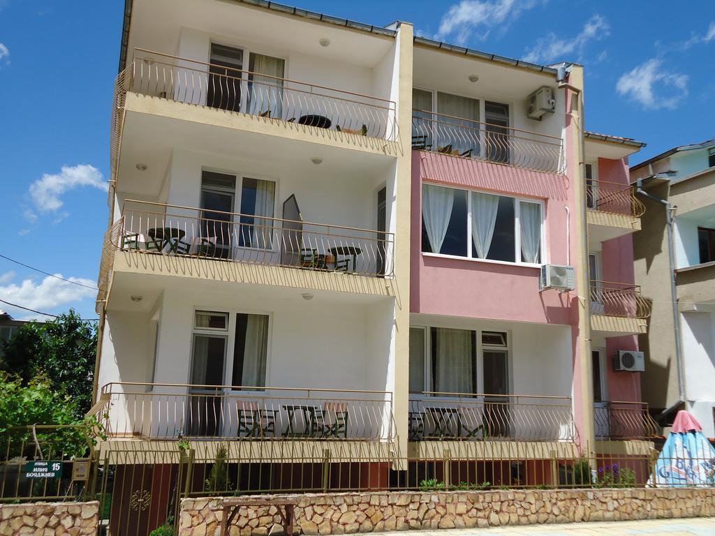 Kazlarov Guest House Kiten  Exterior photo